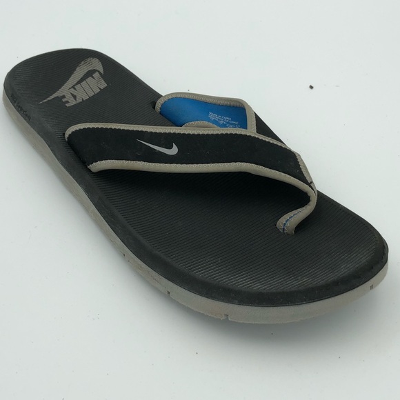 nike flip flops size 12